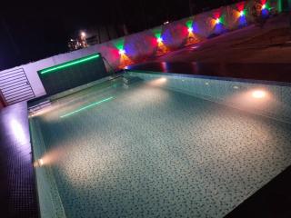 SS Grand with swimming pool - 9