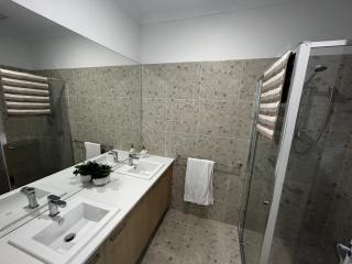 DROMANA Beach Escapes - 3