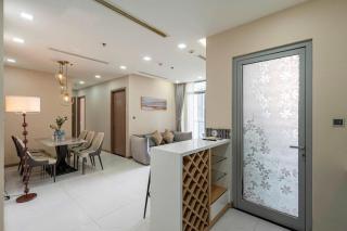 Apartment at Landmark - Vinhomes - 8