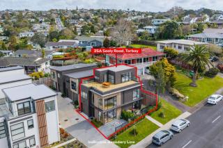 Holiday Escape Modern 4BR Home by Waiake Beach - Auckland - 8