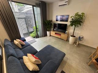 Unique HCMC house, D3 10 mins drive to centre - Ho Chi Minh - 0