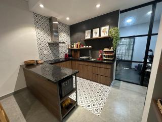 Unique HCMC house, D3 10 mins drive to centre - Ho Chi Minh - 1