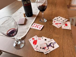 City Center & Free Parking - Rest & Nest Boho Deluxe Apartment - 1