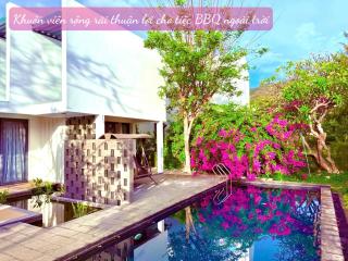 Oceanami Villas & Beach Club - 4
