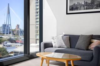 Skytower - Executive Brisbane 9th Floor Home Base - 6