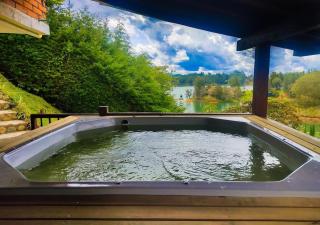 Finca VIP de lujo privada, jacuzzi y paz cerca de la piedra de Guatape - 0
