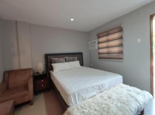 RedDoorz @ Divinagracia Homestay Tagaytay - 2