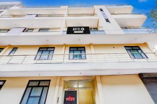 Hotel O Rohini Sector 18 Metro Station Formerly Mohit Plaza - 5