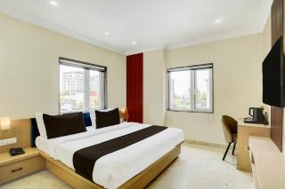 Super Townhouse Oak Banaras Central Railway Junction Formerly Sri Hari Inn - 0
