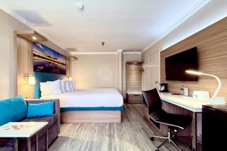 Days Inn by Wyndham Los Angeles LAX/ Redondo&ManhattanBeach - 5