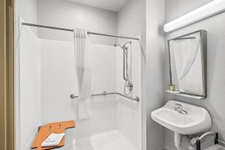 Microtel Inn & Suites by Wyndham Searcy - Searcy - 3