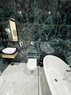 Hotel The Octave - Surat - 7