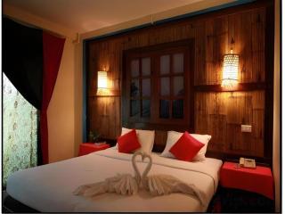 Phumanee Home Hotel - Fang - 8