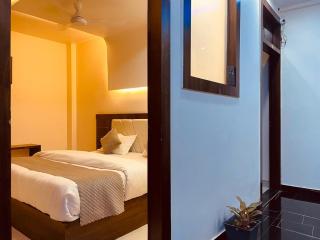 Divinnee Ganggee - Top Rated !! Most Awarded !! Budget Friendly !! Couple Friendly !! Parking !! Lift - 0