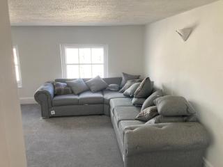 Two bedroom apartment with parking - 3