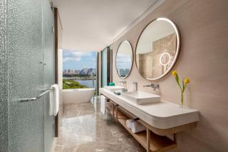 HUALUXE Beihai Silver Beach Resort by IHG - 1