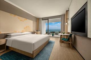 HUALUXE Beihai Silver Beach Resort by IHG - 2