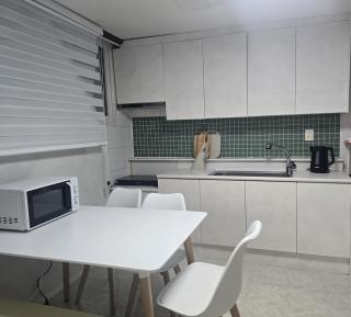 secretonhouse open 9min walk from Hongdae Station - Seoel - 2