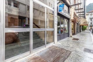 Duomo Central Square 3BR - 8