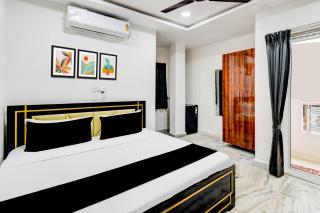 SPOT ON BSR RoyalStay Super Luxury Hotel Rooms - 2