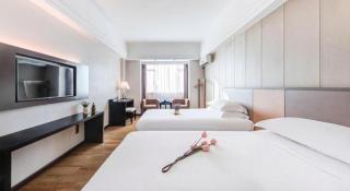 Zhuhai Aqueen Hotel - 2