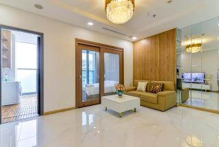 The Crown Residence at Landmark 81 - 3