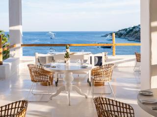 Mykonos Blu, A Grecotel Resort to Live - Psarou - 7