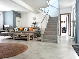 Relaxed Coastal Living - 8