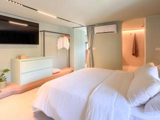 Juliet Suites I - 5