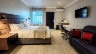 Monte Christo Hotel - 1