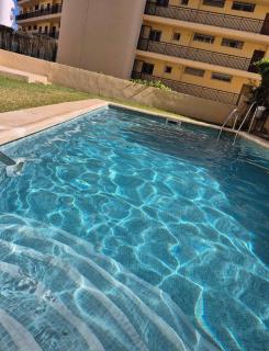 Amplio y tranquilo, dos terrazas con vistas, piscina y parking - 9