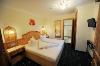 Hotel Garni Landhaus Platzer - 8