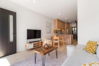 The fern - Boutique Mount Albert Townhouse - 8