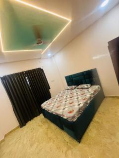 Gentle breeze farm house - 8