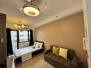 Room 1681 Relaxing Staycation at Shore 2 Residences MOA and Entertainment City by Prime Stay - 0