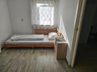 Große Ferienwohnung mit Küche in Besigheim - bis 8 Personen - Besigheim - 2