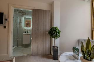 Luxe London Retreat - 5