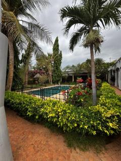 Modern villa with pool views - 5