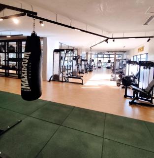 VAN GOGH-SE Studio privado com Rooftop, garagem, piscina aquecida - 8