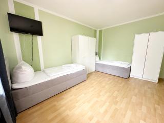 SUNNYHOME Monteurwohnungen und Apartments in Weiden - Weiden - 1