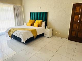 Villa Picasso - 2 Bed Villa - 4