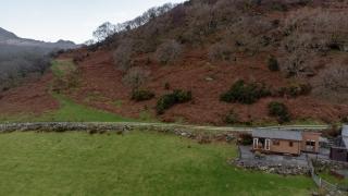 Cosy Cabin with Panoramic Windows & Mountain Views - Ty Pren - 6