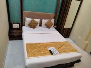 Hotel Avone Near T2 International Airport Mumbai - 9