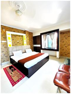 SEA VIEW FAMILY FRIENDLY HOTEL S-S Piper ! - Room with Balconies, Restaurant, Parking & Free Wi-Fi ,Beach Front Location - Best Seller Hotel In Puri - 3