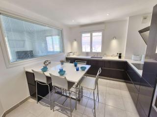 Appartement contemporain 2 chambres – Vue mer - Climatisé - Tout à pied - 4