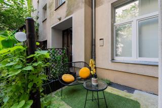 Cozy Retro Chic with Patio and Self Check-in - Berlim - 3