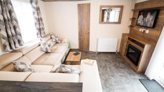 01 - Supreme 3 Caravan with Decking - 7