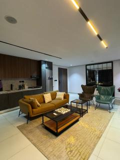 Meriton Pananche - 5