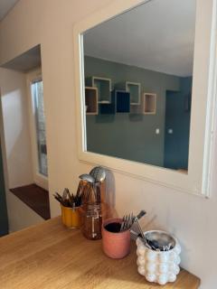 T2 chaleureux au coeur des vignes -vue place de Condrieu-long séjour possible - Condrieu - 6