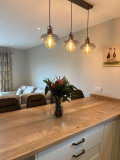 Quina Holiday Home - - 2